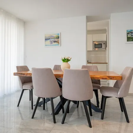 Sea View Apartment By Nono Ban Split Exterior photo
